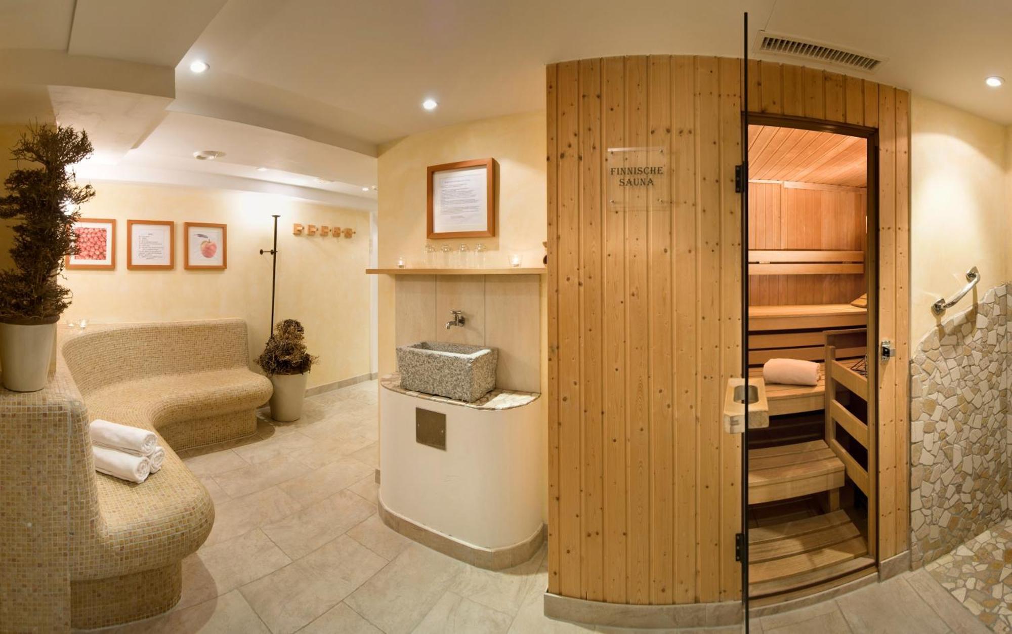 Biohotel Schweitzer Mieming Ngoại thất bức ảnh