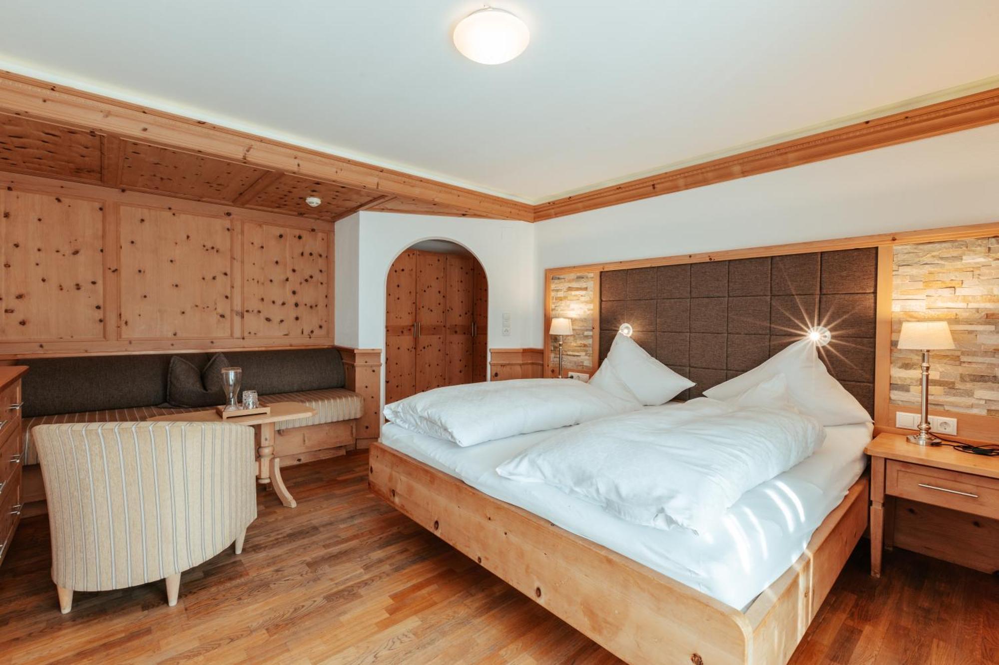 Biohotel Schweitzer Mieming Ngoại thất bức ảnh