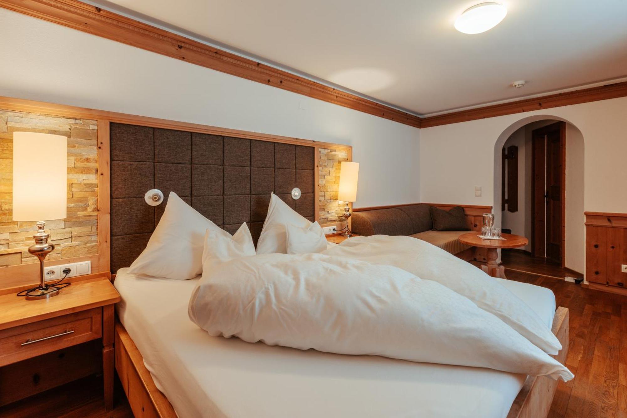 Biohotel Schweitzer Mieming Ngoại thất bức ảnh
