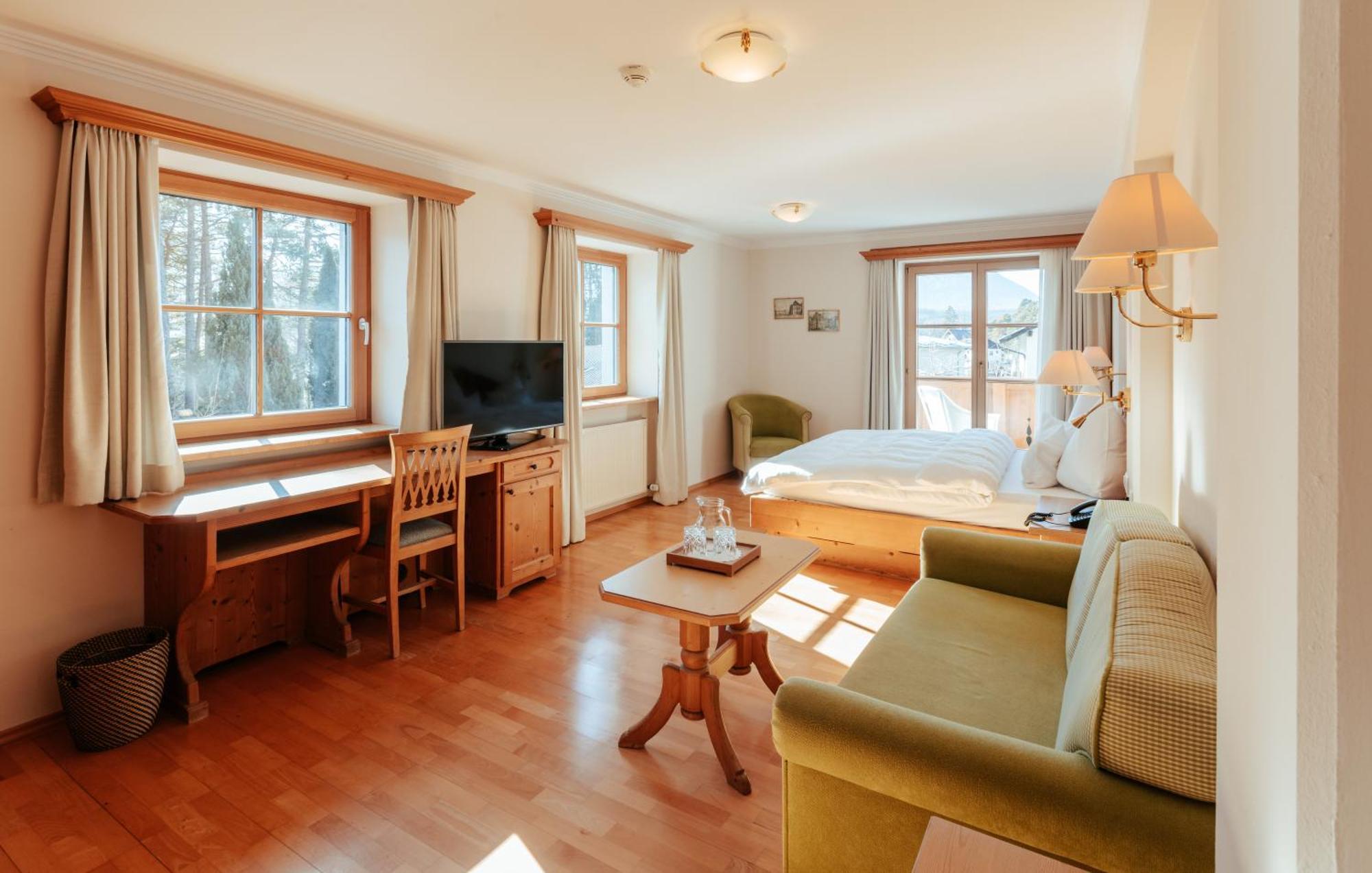 Biohotel Schweitzer Mieming Ngoại thất bức ảnh